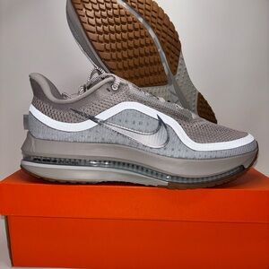 Nike Pegasus premium size 12 college grey gum brand new with box 📦